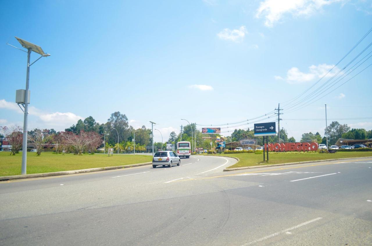 Llanogrande Airport By Bernalo Hotels Rionegro Luaran gambar