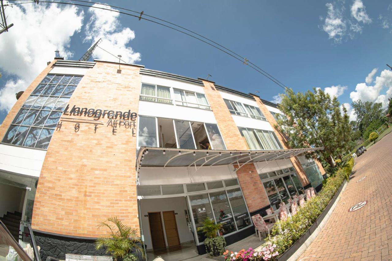 Llanogrande Airport By Bernalo Hotels Rionegro Luaran gambar
